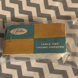 Fuller Crumb Sweeper